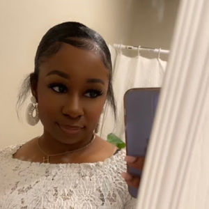 Meet your Posher, Hope